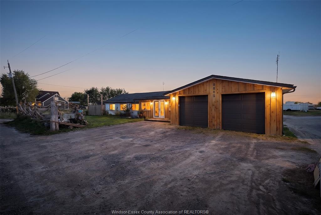 MLS# 26022853: 8865 HOWARD Avenue, LaSalle, Canada