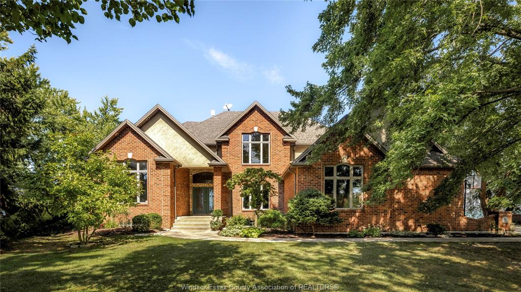 MLS# 26023723: 7702 ST CLAIR RD, Stoney Point, Canada