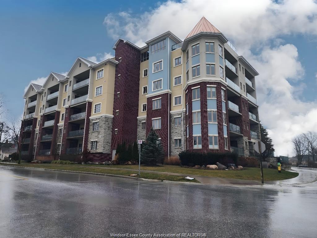 MLS# 26024238: 6 PARK  Unit# 205, Kingsville, Canada