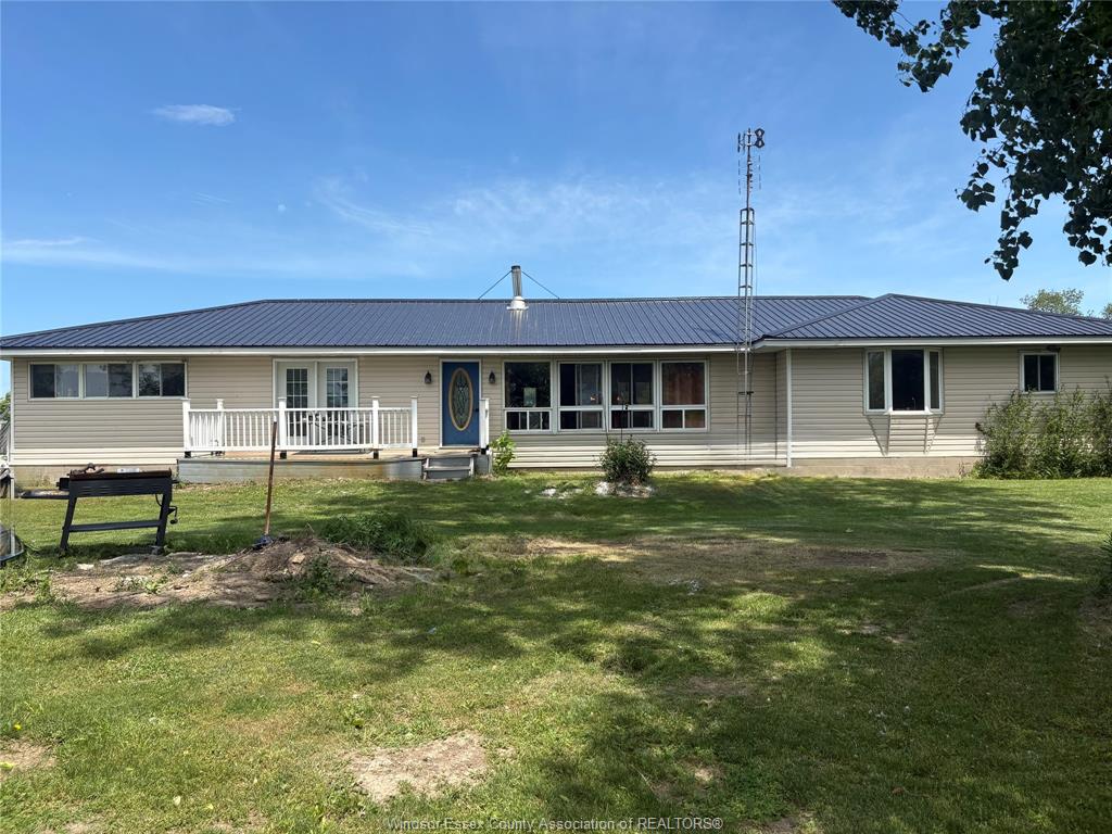 MLS# 26024244: 2 Parsons Road, Pelee Island, Canada