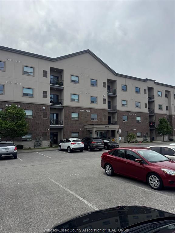 MLS# 26024588: 8475 WYANDOTTE Street Unit# 211, Windsor, Canada