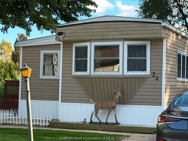 MLS# 26024656: 24 SUTTON Court, Chatham, Canada