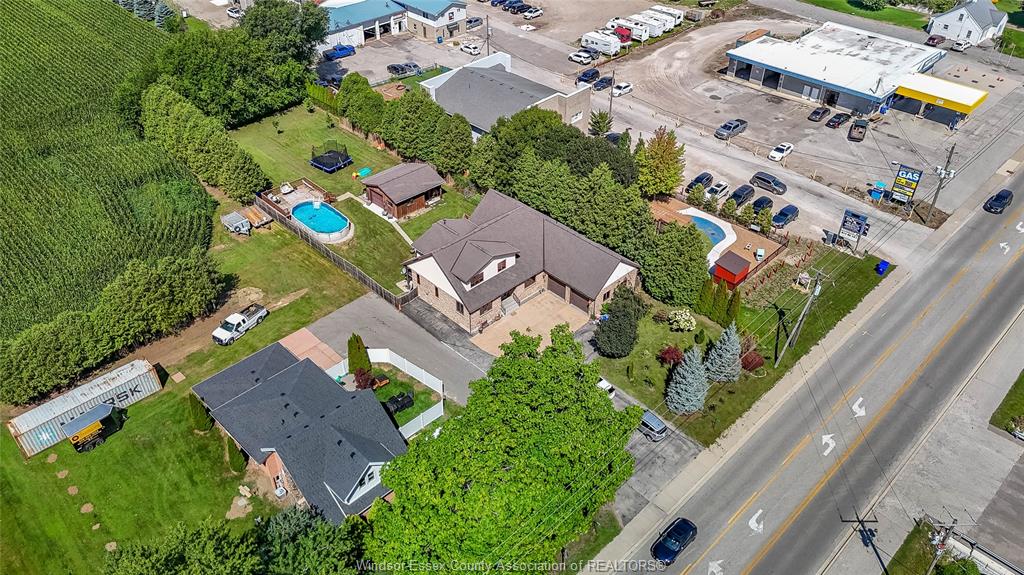 MLS# 26024883: 1709 Division Road, Kingsville, Canada