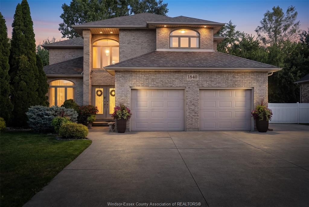 MLS# 26025158: 1840 DESLIPPE Drive, Tecumseh, Canada
