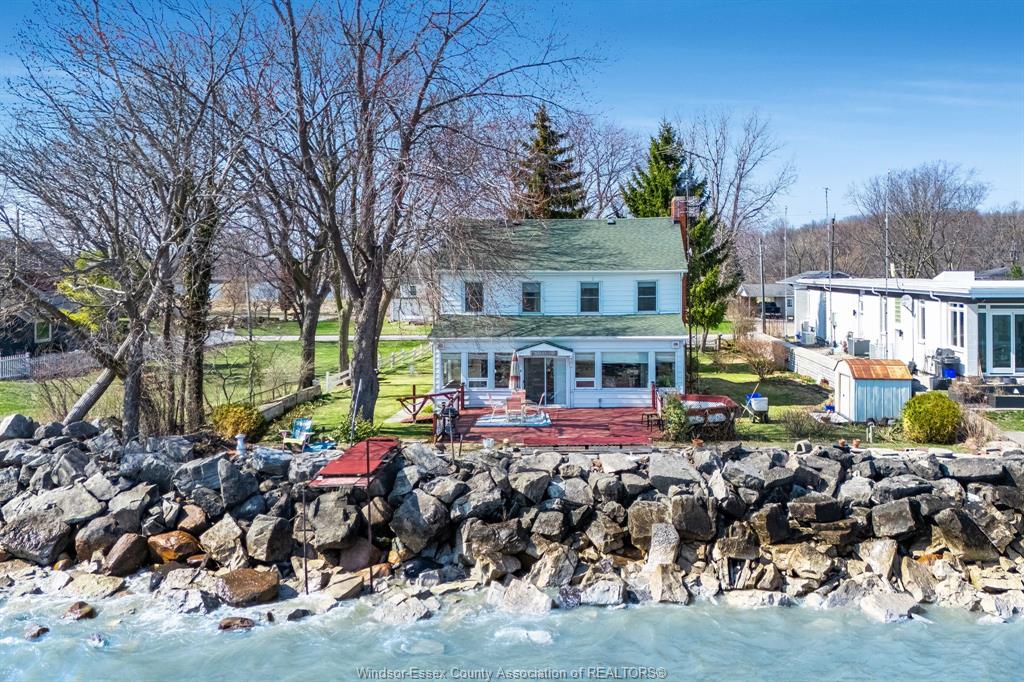 MLS# 26025159: 1247 Heritage Road, Kingsville, Canada
