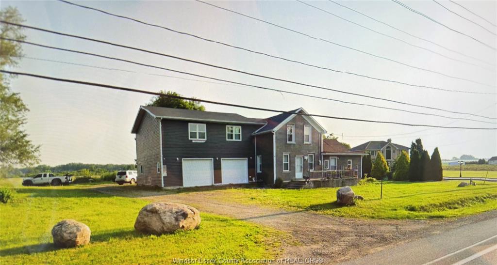 MLS# 26025175: 1242 SEACLIFF Drive, Kingsville, Canada