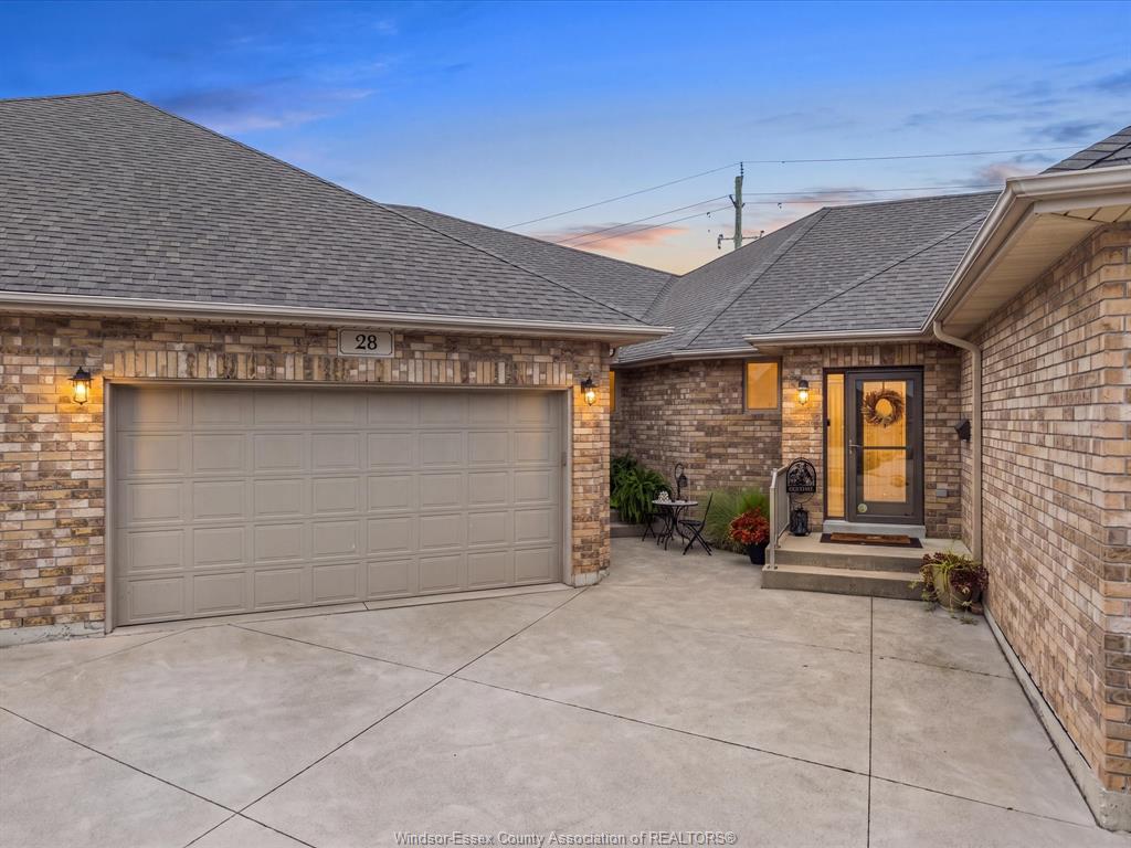 MLS# 26025089: 28 Mettawas Lane, Kingsville, Canada