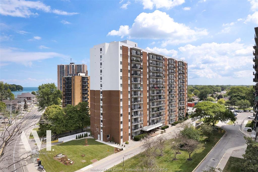 MLS# 26025236: 8591 RIVERSIDE Drive Unit# 308, Windsor, Canada