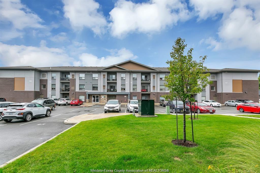 MLS# 26025240: 5850 NEWMAN  Unit# 213, LaSalle, Canada