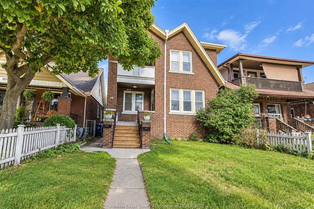 MLS# 26025472: 1374 BENJAMIN Avenue Unit# MAIN, Windsor, Canada