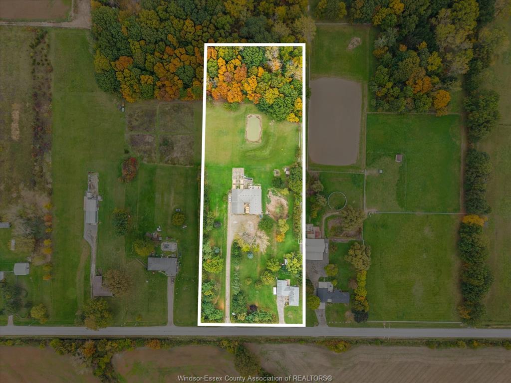 MLS# 26025500: 2798 South Talbot Road, Kingsville, Canada