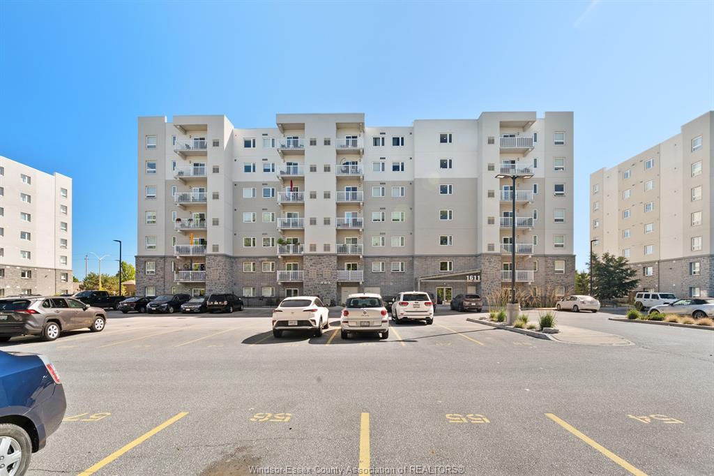MLS# 26025661: 1611 BANWELL Road Unit# 510, Windsor, Canada