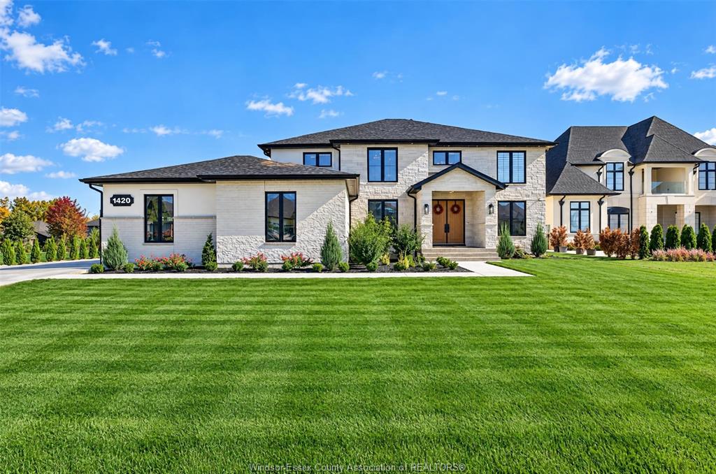 MLS# 26024608: 1420 MULLINS DRIVE, Lakeshore, Canada