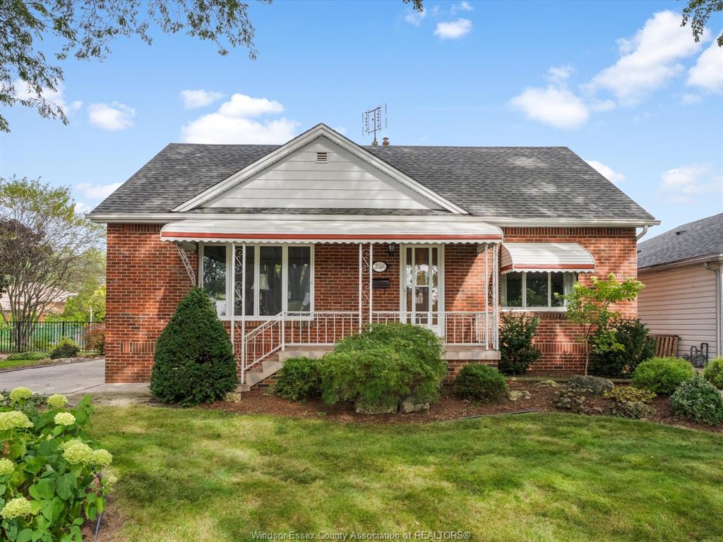 MLS# 26025946: 2566 Tourangeau Road, Windsor, Canada