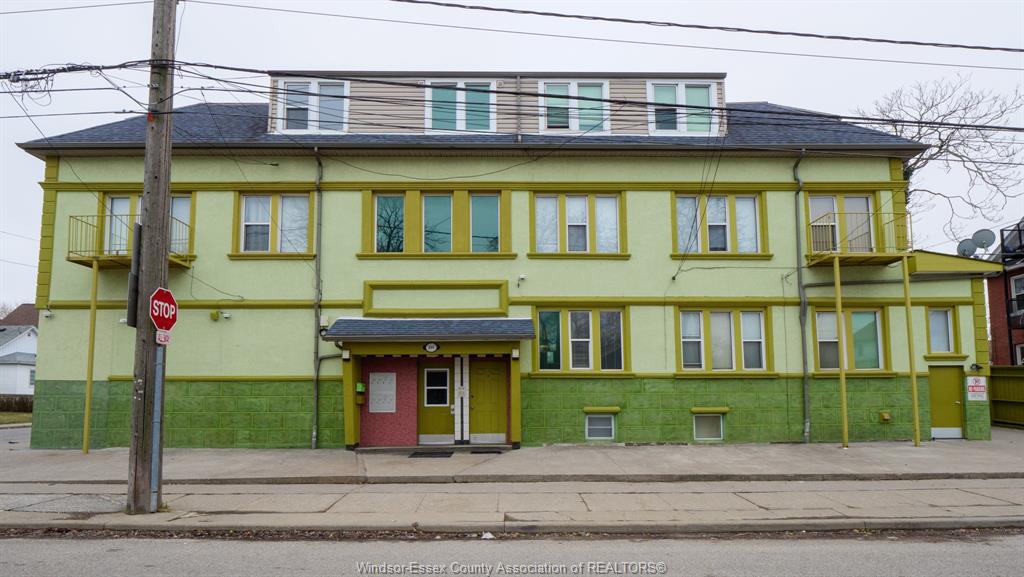 MLS# 26026074: 401 PARENT, Windsor, Canada