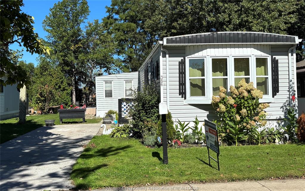 MLS# 26026085: 386 NORTH MALDEN, Essex, Canada