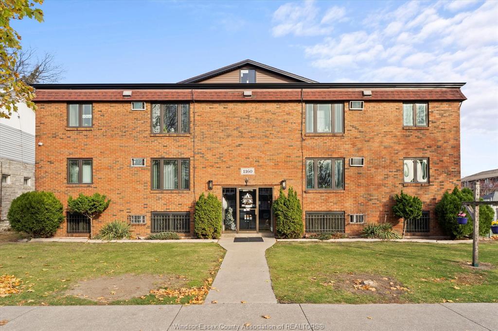 MLS# 26026118: 1160 HOWARD  Unit# 104, Windsor, Canada