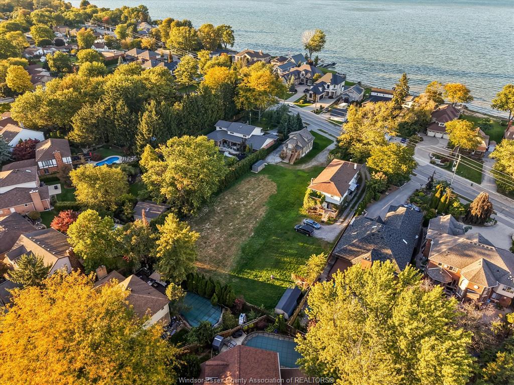 MLS# 26026125: 13231-33 Riverside Drive, Tecumseh, Canada