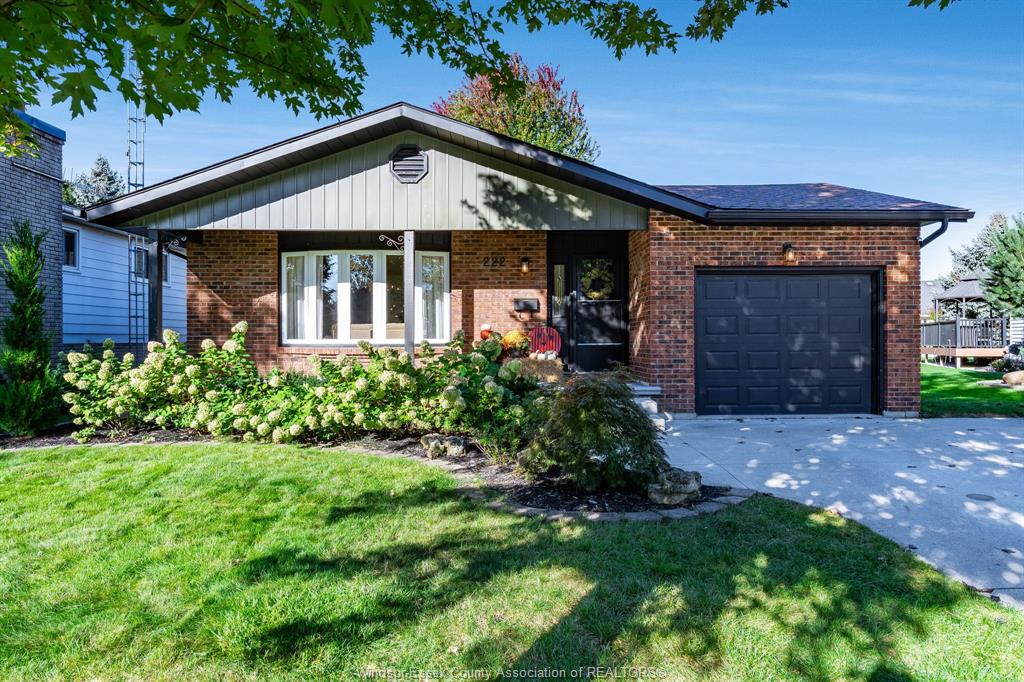 MLS# 26026403: 222 Cherrywood, Kingsville, Canada