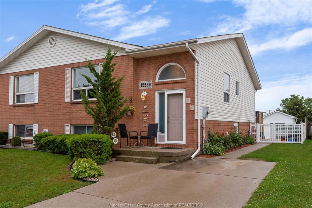 Tecumseh Properties Real Estate Listings Windsor Lakeshore