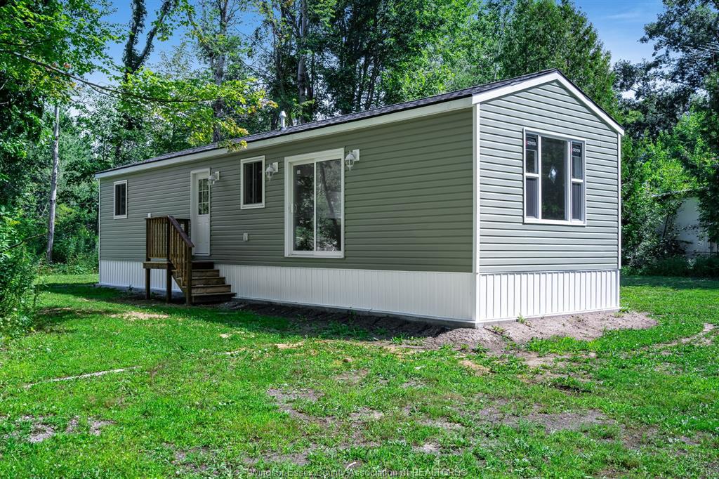 MLS# 26026722: 29338 Jane Road Unit# 103, Briarwood Trailer Park, Canada