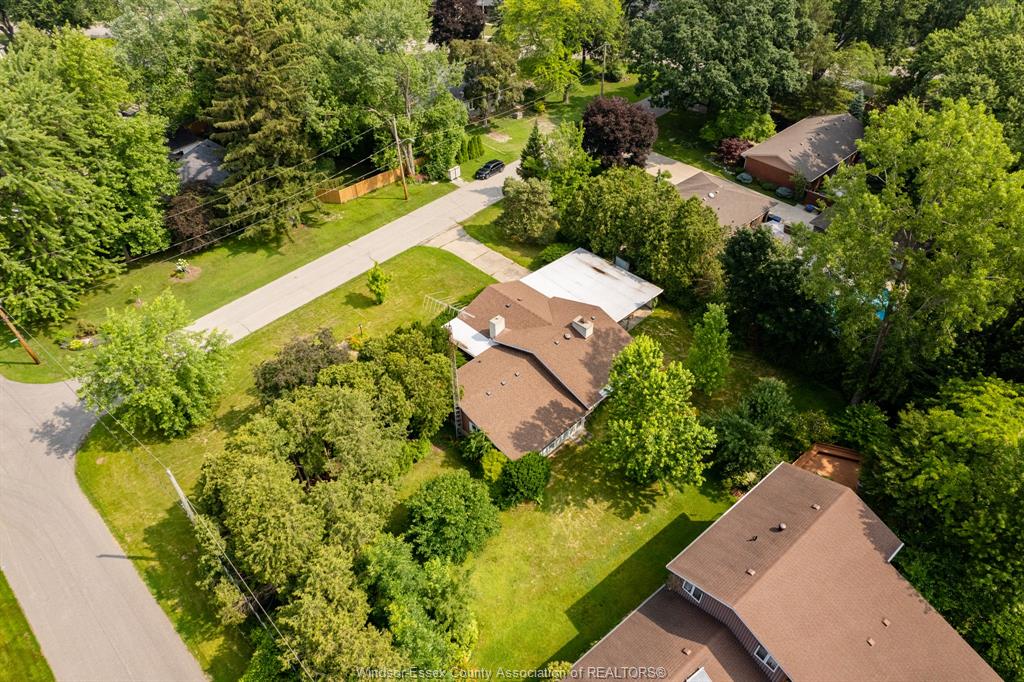 Tecumseh Properties Real Estate Listings Windsor Lakeshore