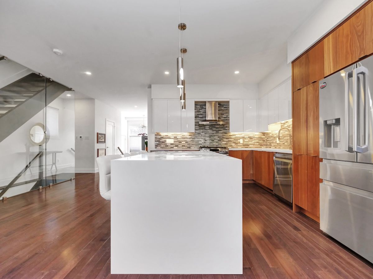 2183 Deschenes Street Carlingwood - Westboro and Area