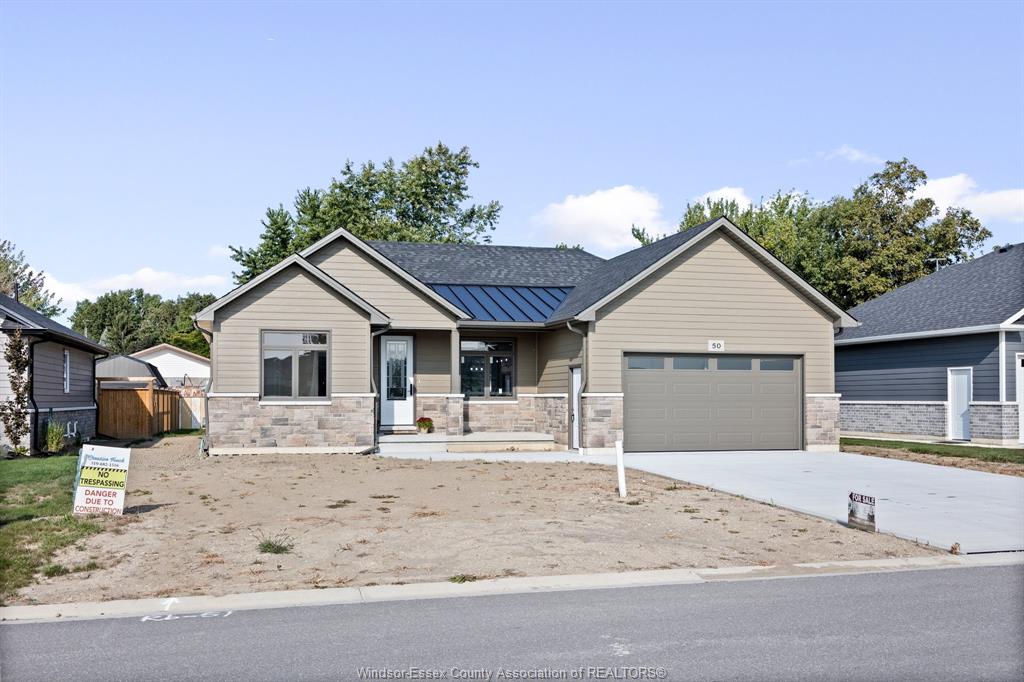 MLS# 25025949: 50 PAULUS, Tilbury, Canada