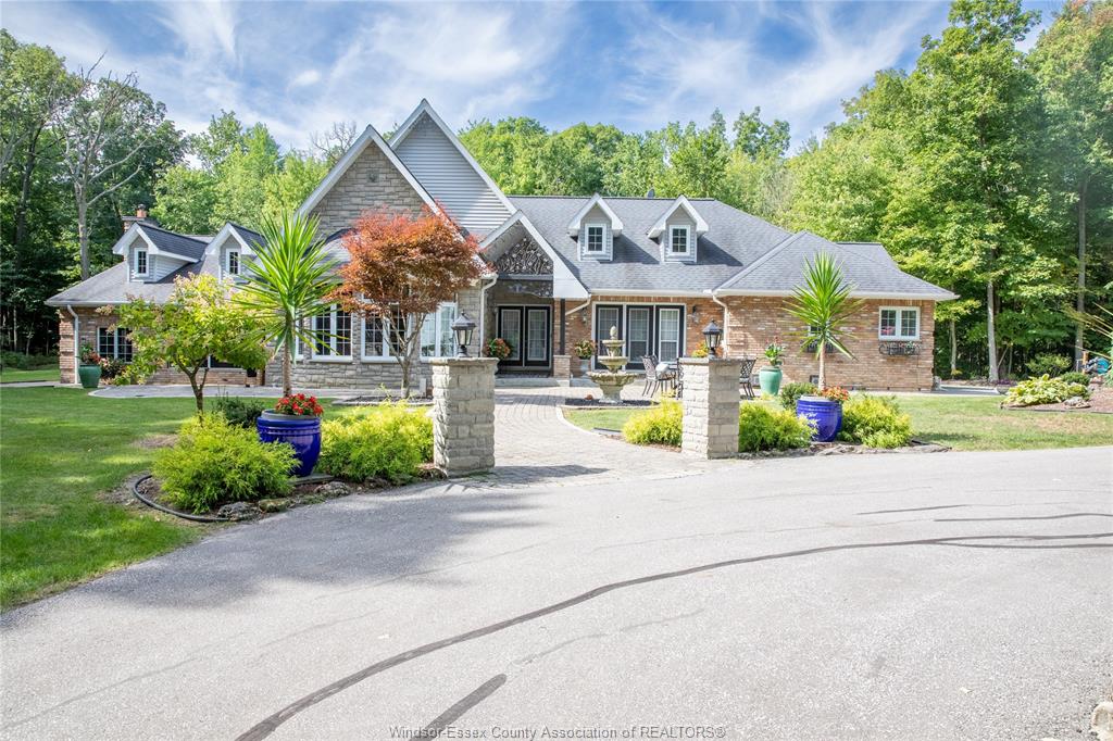 Essex / Harrow Properties Real Estate Listings Windsor Lakeshore