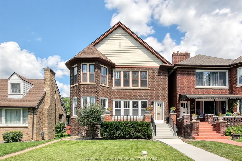 Windsor Houses for Sale | Windsor Real Estate + Homes Ontario, ON