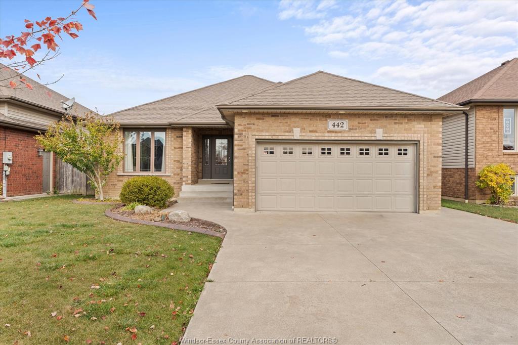 MLS# 25028096: 442 WELSH, Amherstburg, Canada