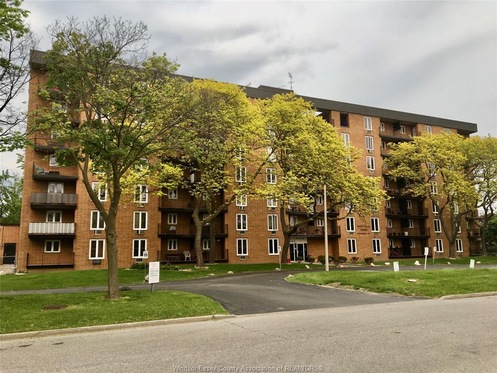 6604 Thornberry Crescent For Sale Listing ID 24001536 Property