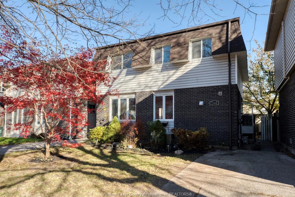 1340 Cottage Place For Sale Listing ID 24000156 2 Storey Property