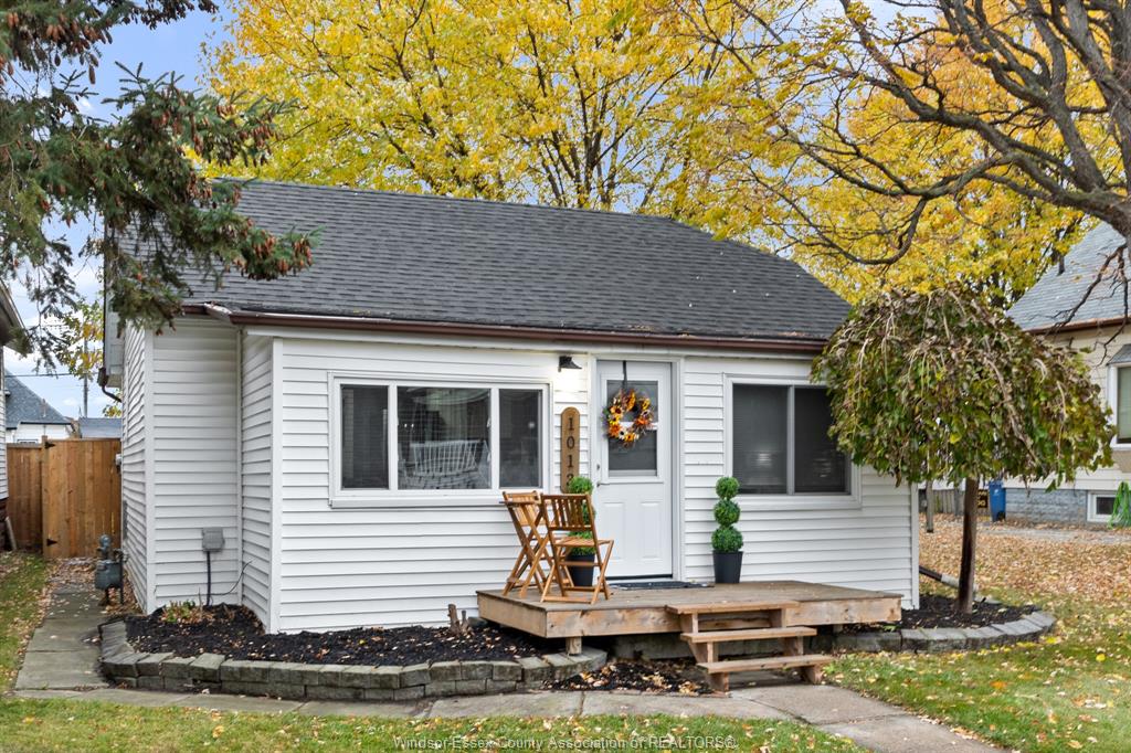 Tecumseh Properties Real Estate Listings Windsor Lakeshore