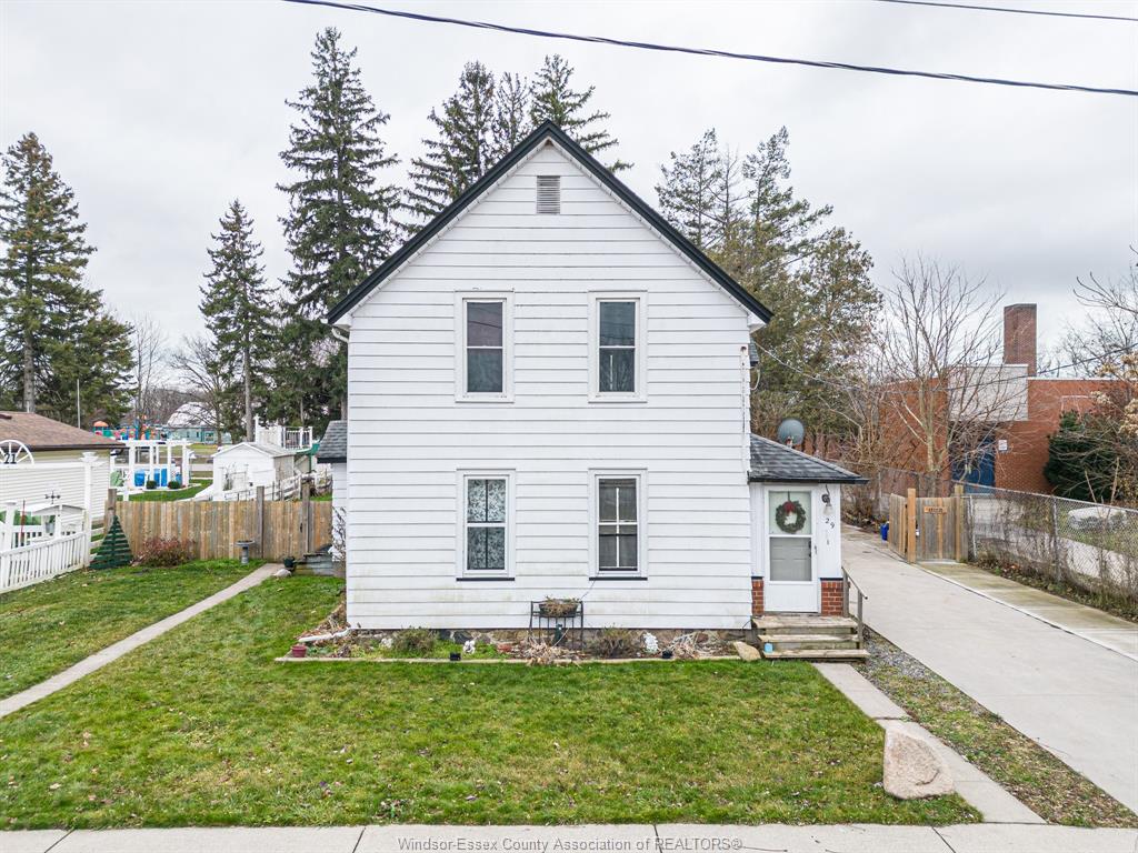 Harrow Houses for Sale Harrow Real Estate + Homes Ontario, ON Jump Realty Inc