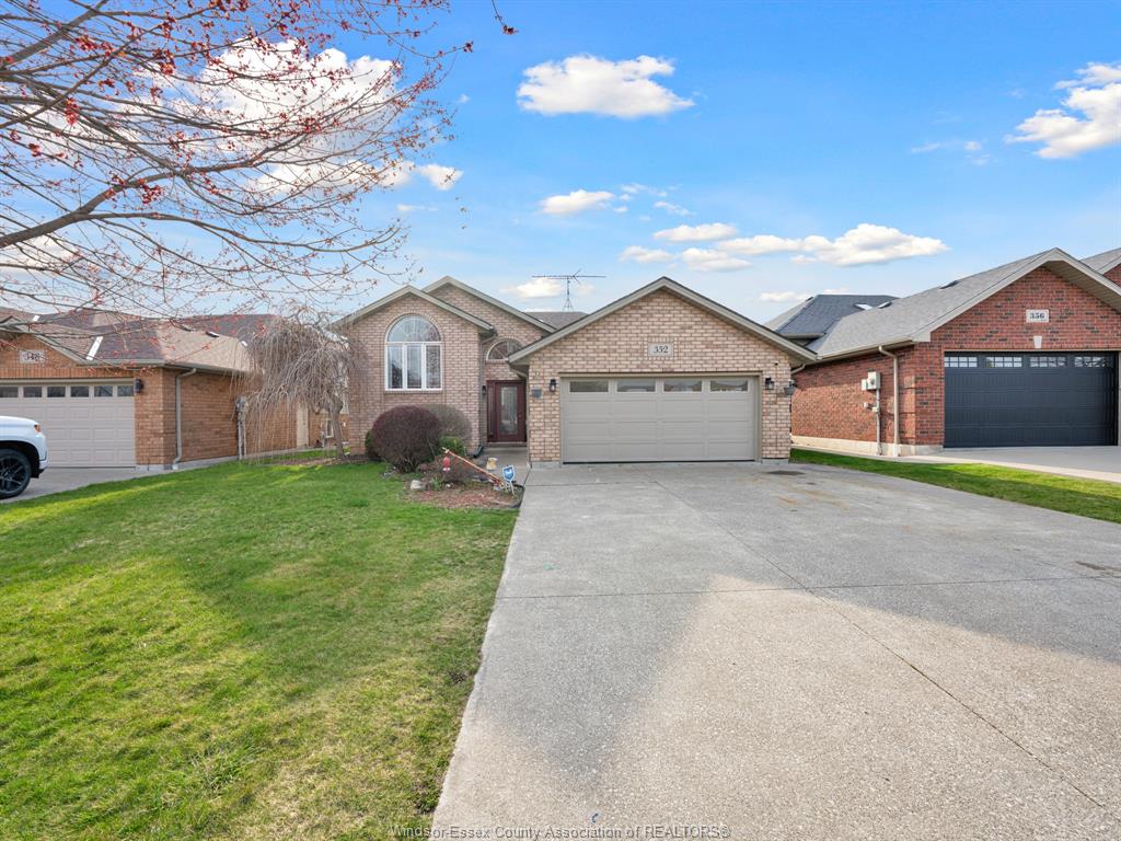 Kingsville Houses for Sale Kingsville Real Estate + Homes Ontario, ON