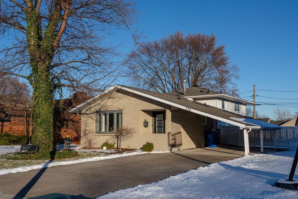 MLS# 25031449: 196 GRACE Road, Tecumseh, Canada