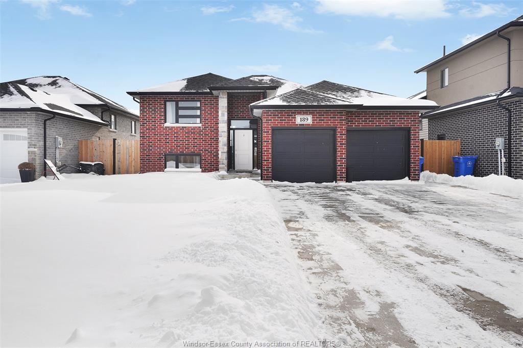 MLS# 26002153: 189 DAVIS Street, Amherstburg, Canada