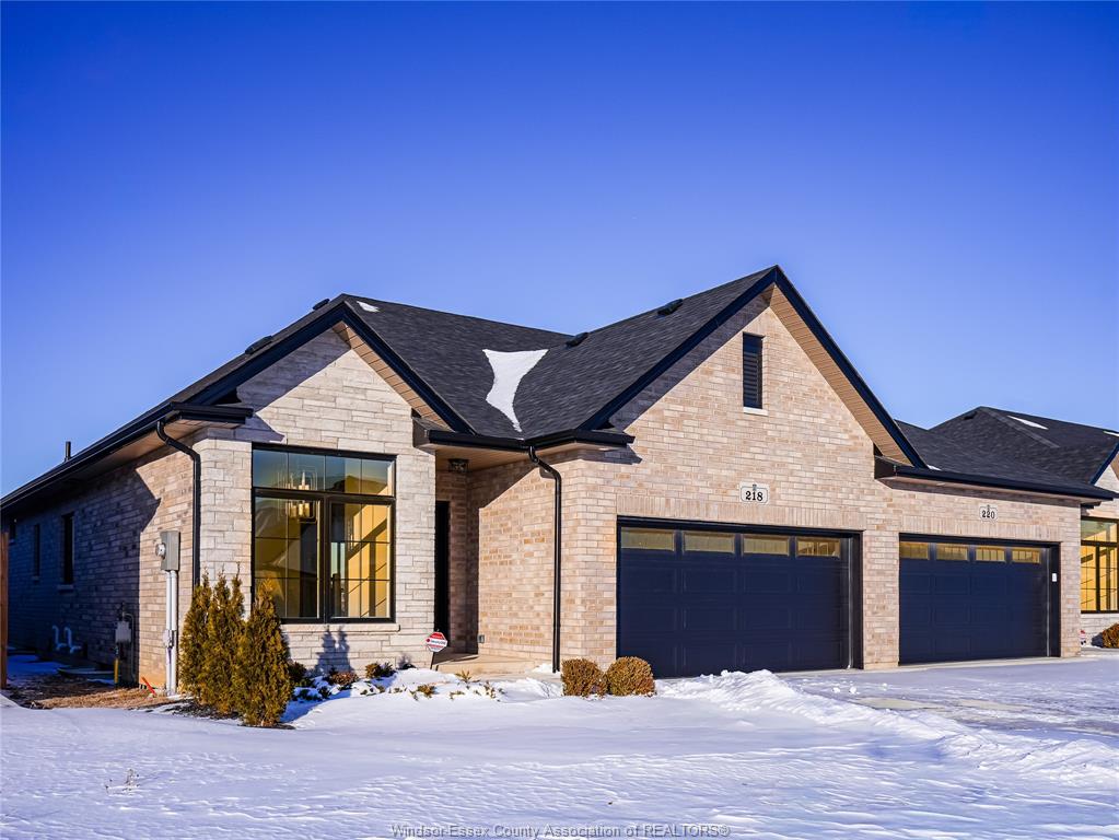 MLS# 26002178: 218 MCLELLAN Avenue, Amherstburg, Canada