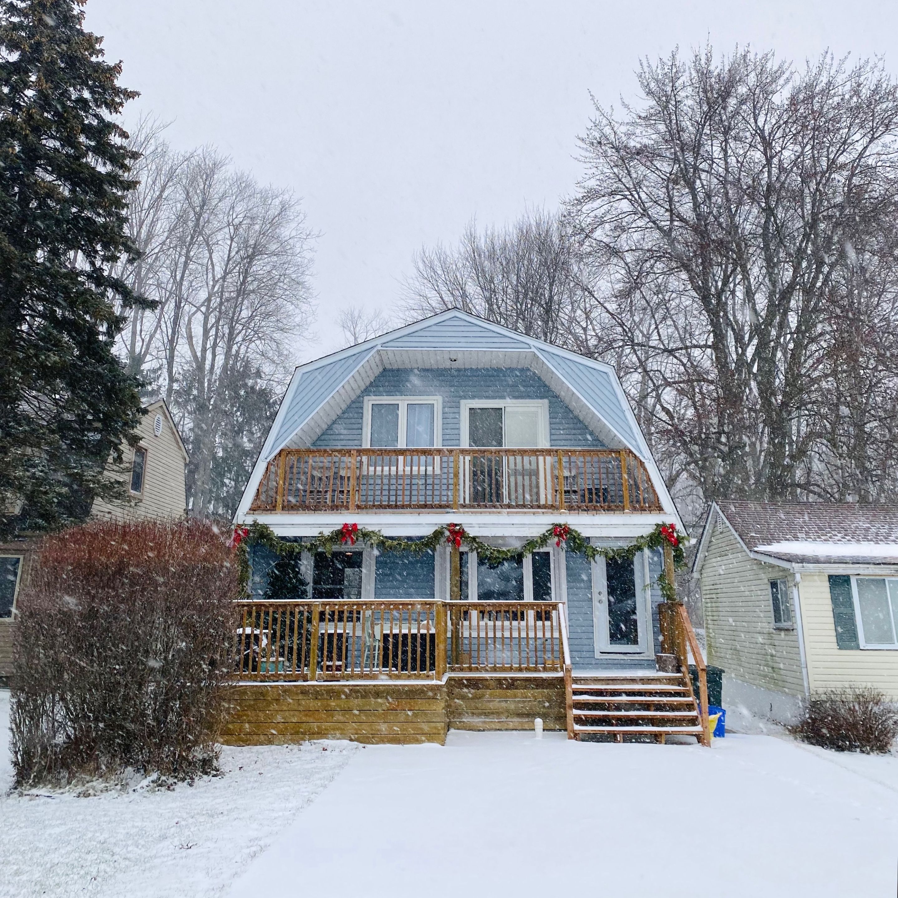 MLS# X12760740: 374 Lakewood Drive, Amherstburg, Canada