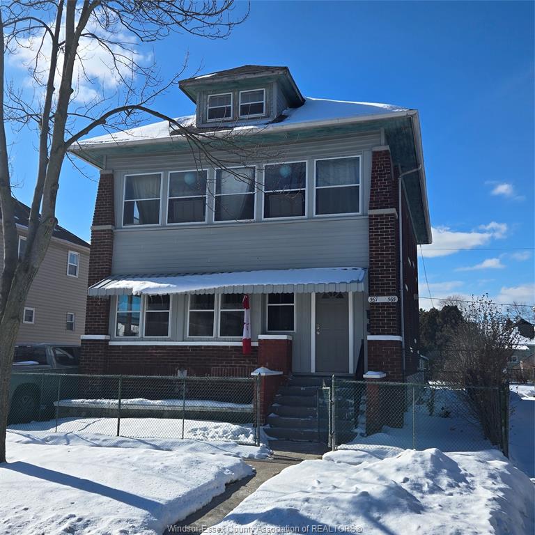 MLS# 26002639: 567 OAK, Windsor, Canada