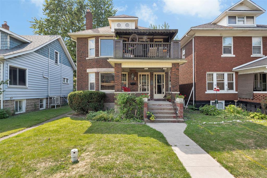 MLS# 26002649: 245-247 MCEWAN, Windsor, Canada