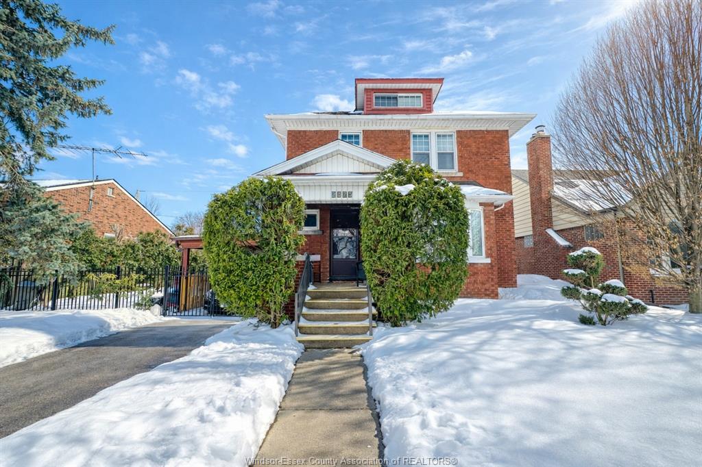 MLS# 26002593: 2373 KILDARE, Windsor, Canada