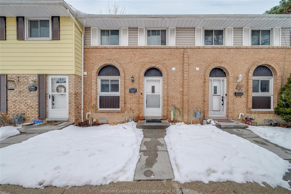 MLS# 26002609: 2914 MEADOWBROOK Lane, Windsor, Canada