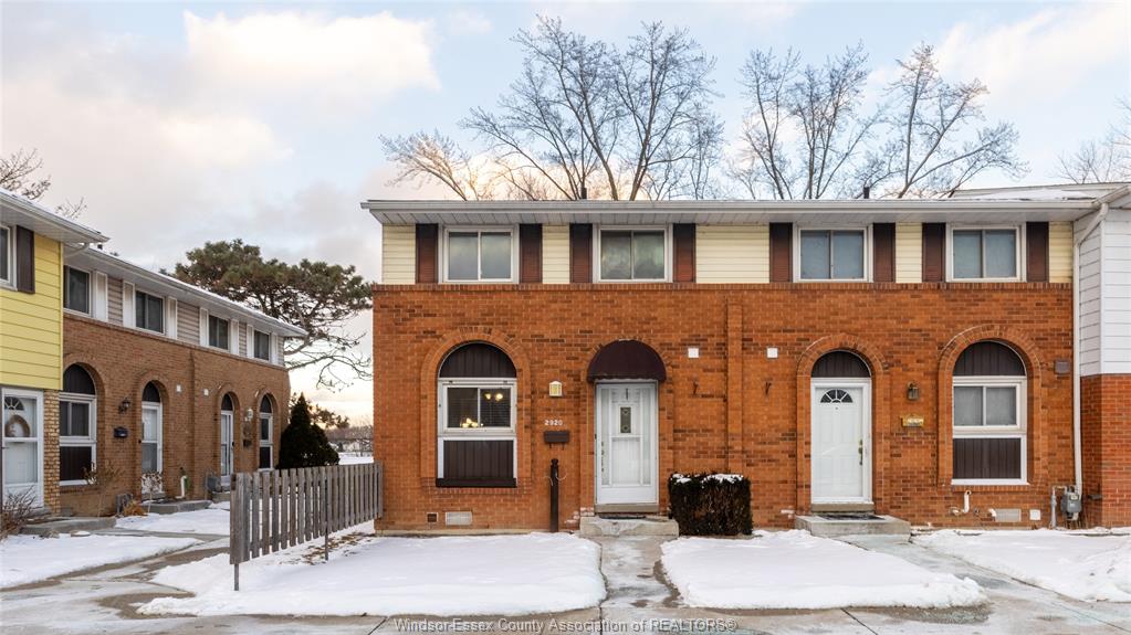 MLS# 26002718: 2920 Meadowbrook Lane  Unit# 1, Windsor, Canada