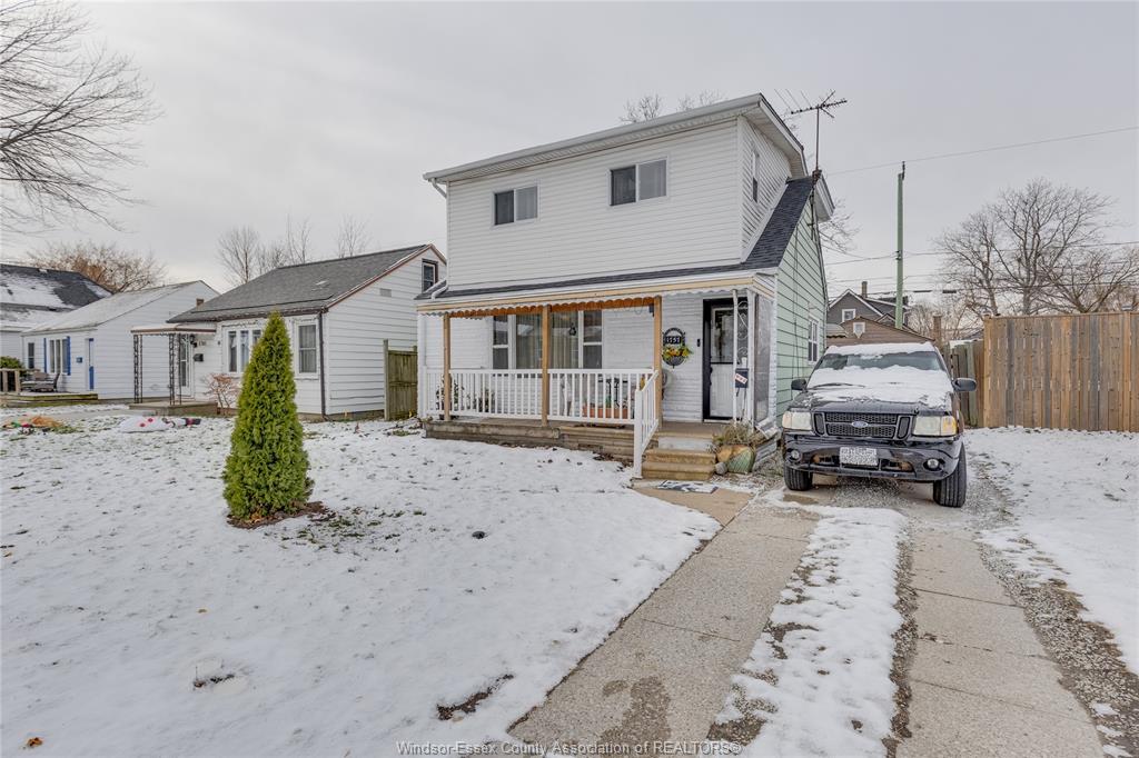 MLS# 26003240: 1757 CADILLAC Street, Windsor, Canada