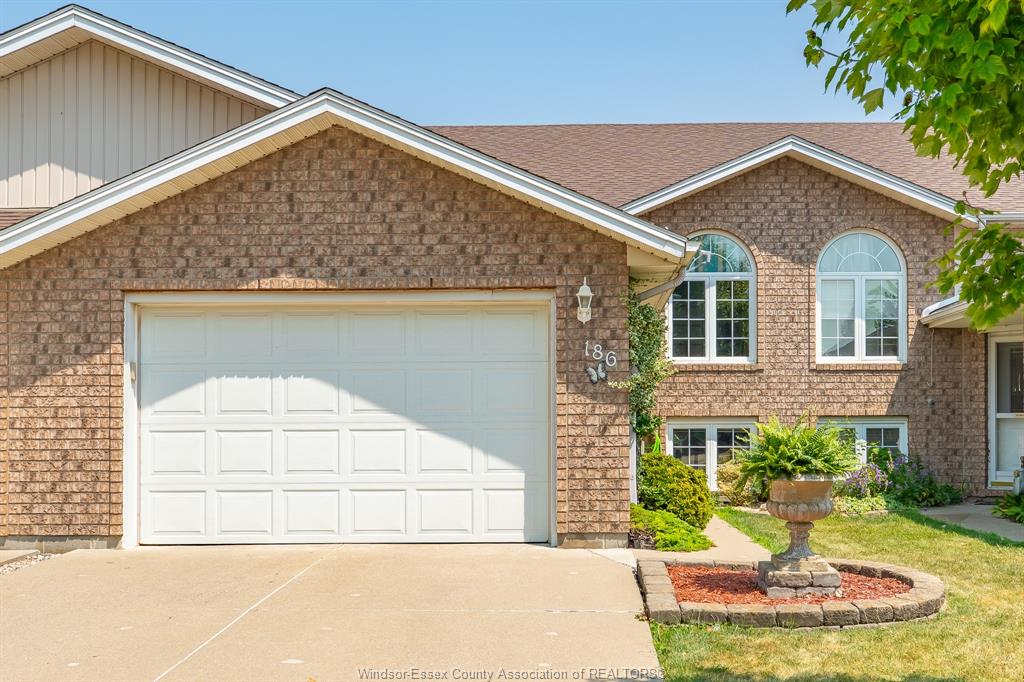 MLS# 25021643: 186 Bennie Avenue, Leamington, Canada