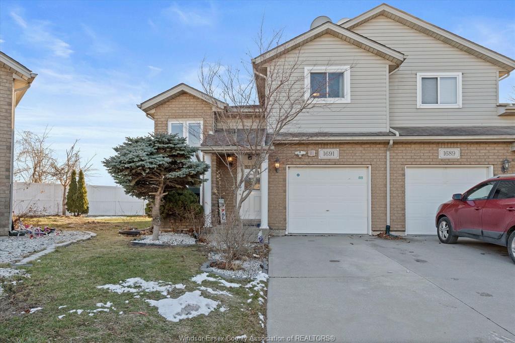 MLS# 26004069: 1691 FIELDCREST, Tecumseh, Canada