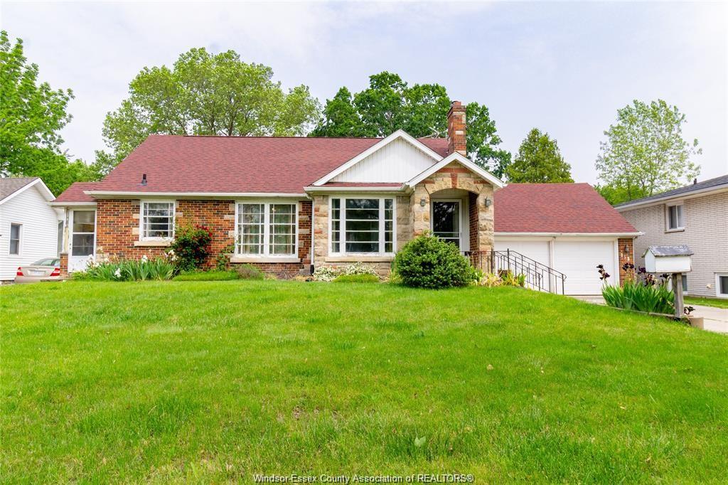 MLS# 26004165: 153 TALBOT Street, Leamington, Canada