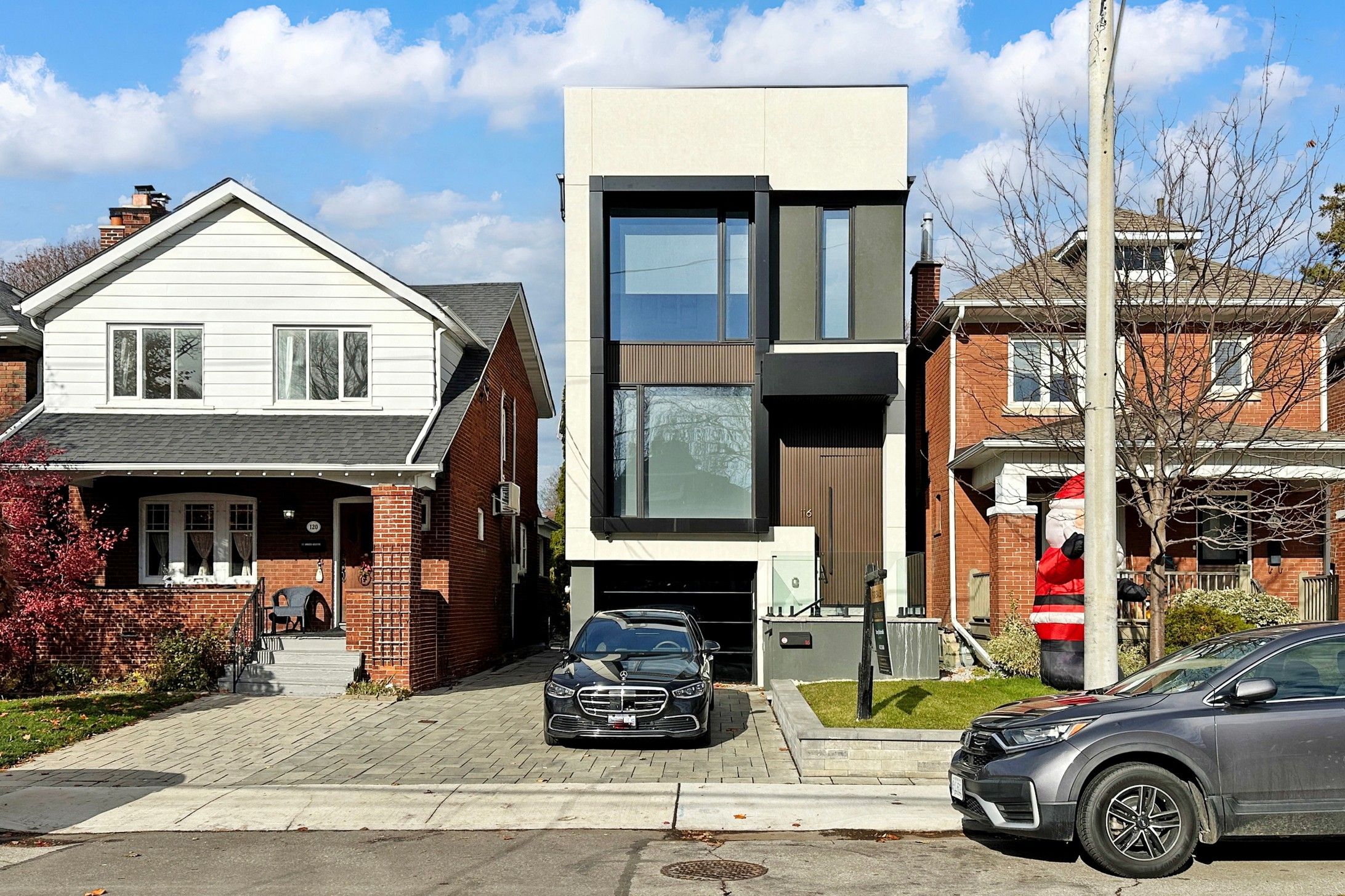 MLS# C12831444: 116 Deloraine Avenue, Toronto, Canada